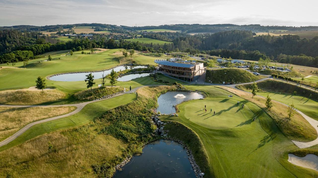 Panorama Golf Resort Kacov Exterior photo